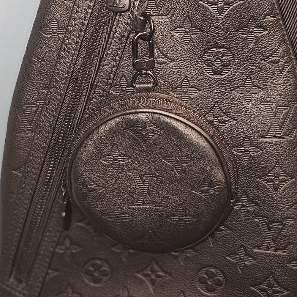 Louis Vuitton Duo Slingbag Monogram Shadow leather - Picture 4 of 4